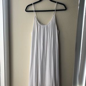 White maxi dress